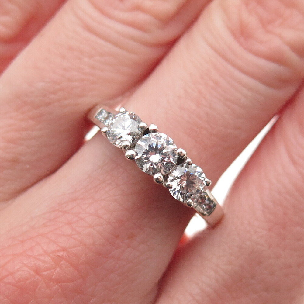 925 Sterling Silver Round-Cut C Z Engagement Ring Size 8